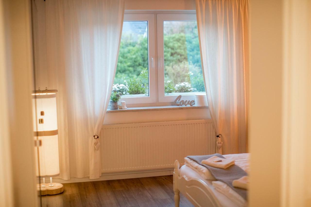 Ferienwohnung Landhaus Swisttal - In Der Naehe Phantasialand Bruehl Und Palmenparadies Therme Euskirchen Extérieur photo